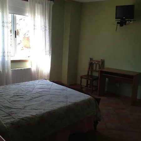 Meson Paz Guest house Puentedeume