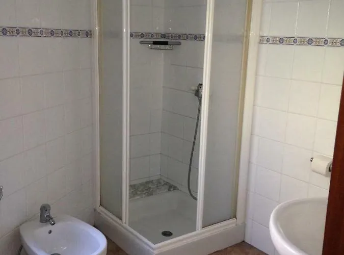 Meson Paz Konukevi Puentedeume